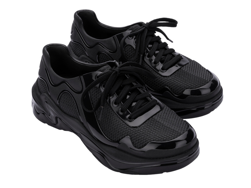 MELISSA BURN SNEAKER AD – BLACK