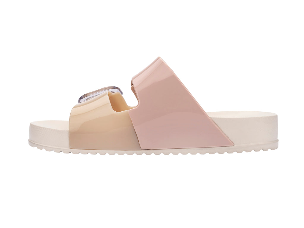 MELISSA COZY SLIDE AD –
