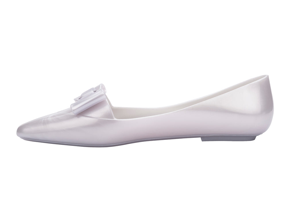 MELISSA POINTY CHIC AD –