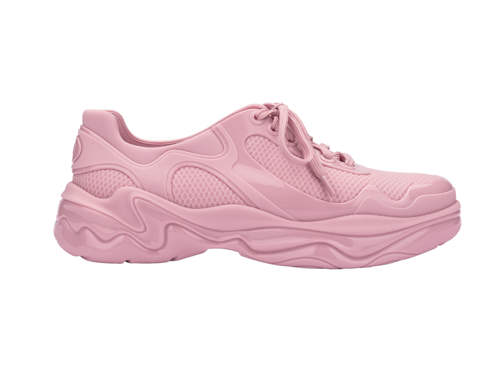 MELISSA BURN SNEAKER AD –