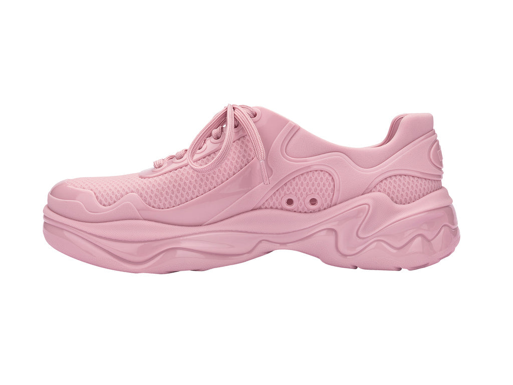 MELISSA BURN SNEAKER AD –