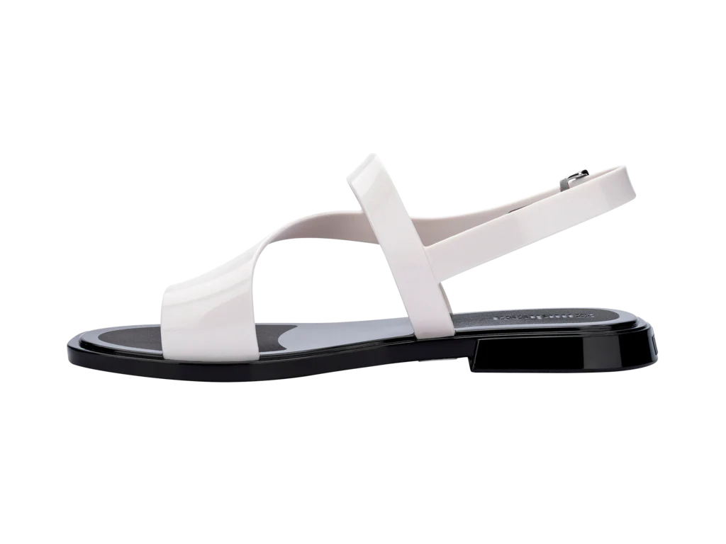 MELISSA CASSIE AD –