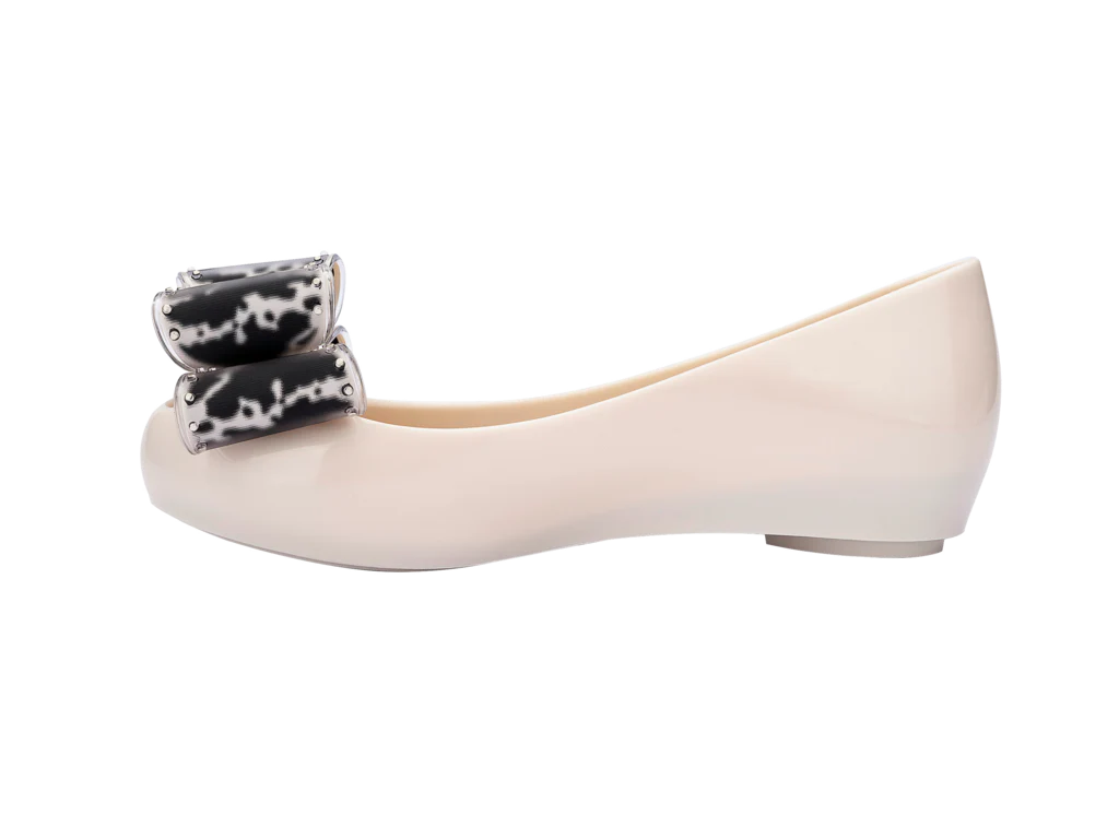 MELISSA ULTRAGIRL CLASSIC BOW AD –