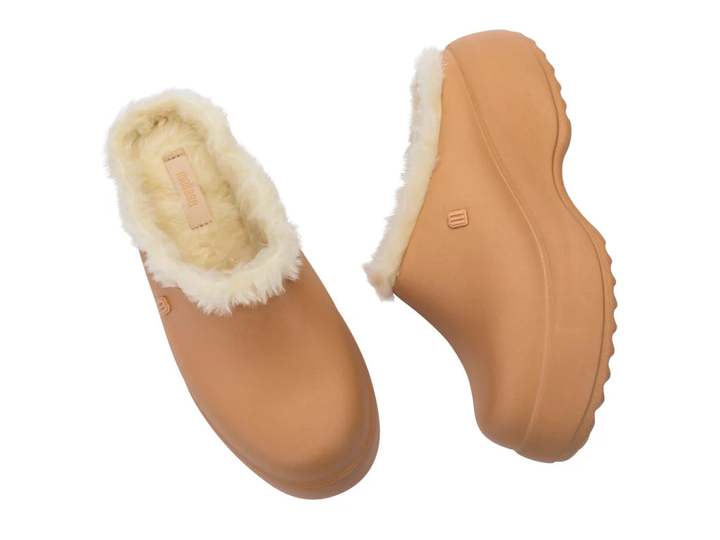 MELISSA FREE CLOG FLUFFY PLATFORM AD –