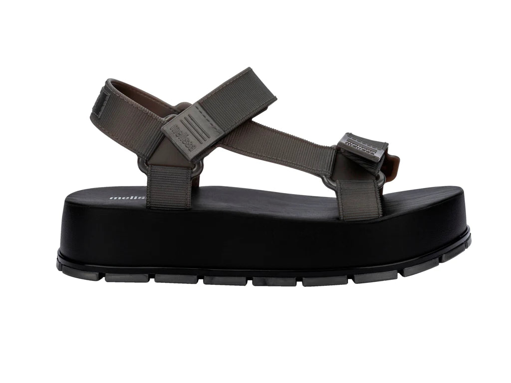 MELISSA FLOWING PLATFORM AD –