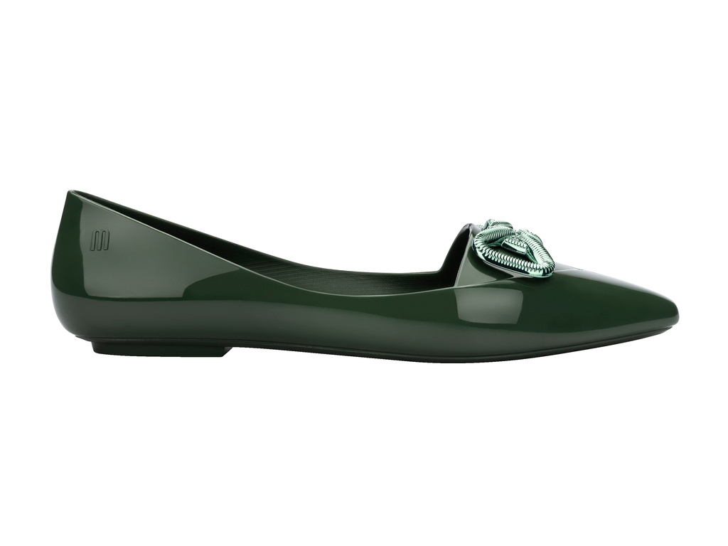 MELISSA POINTY CLASSY AD –