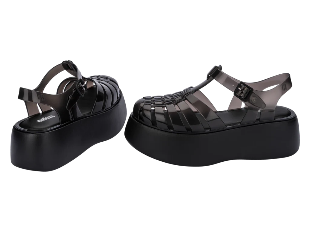 MELISSA POSSESSION PLATO AD –