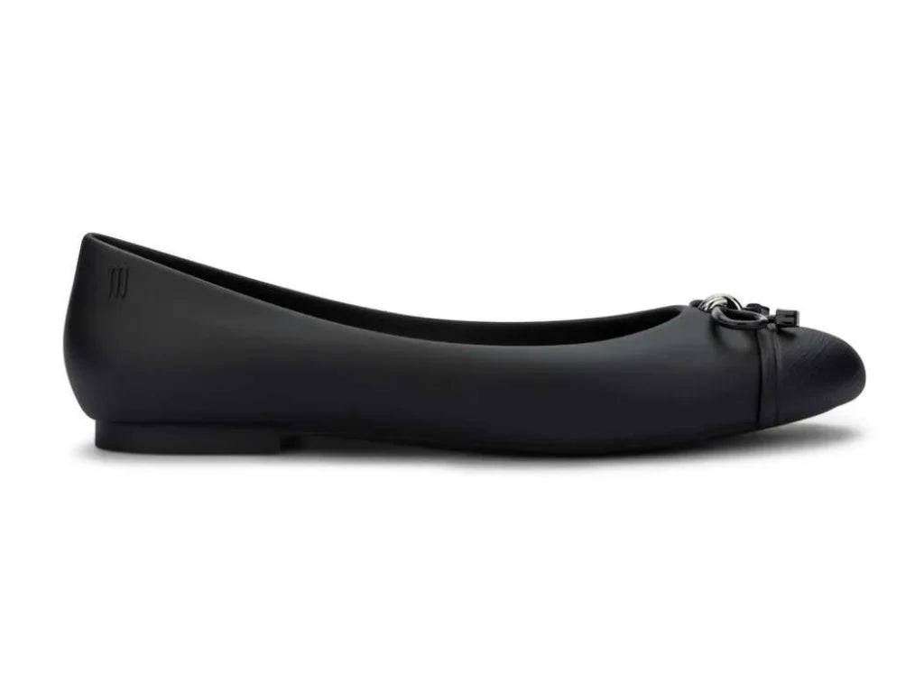 MELISSA DOLL V AD –