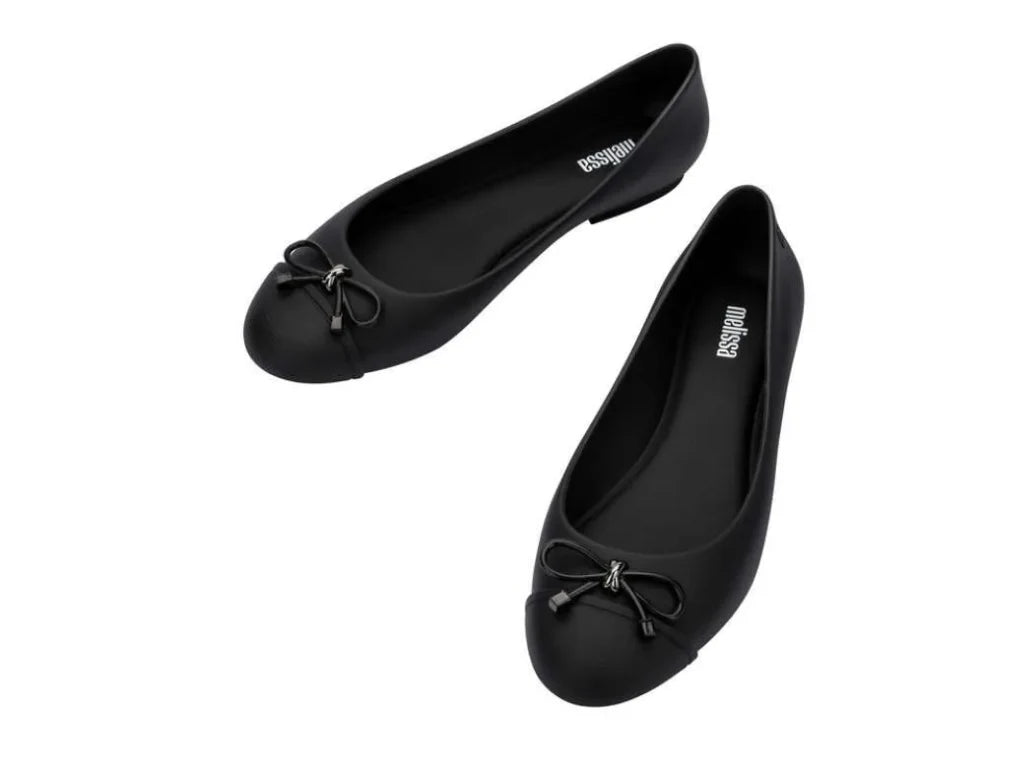MELISSA DOLL V AD –