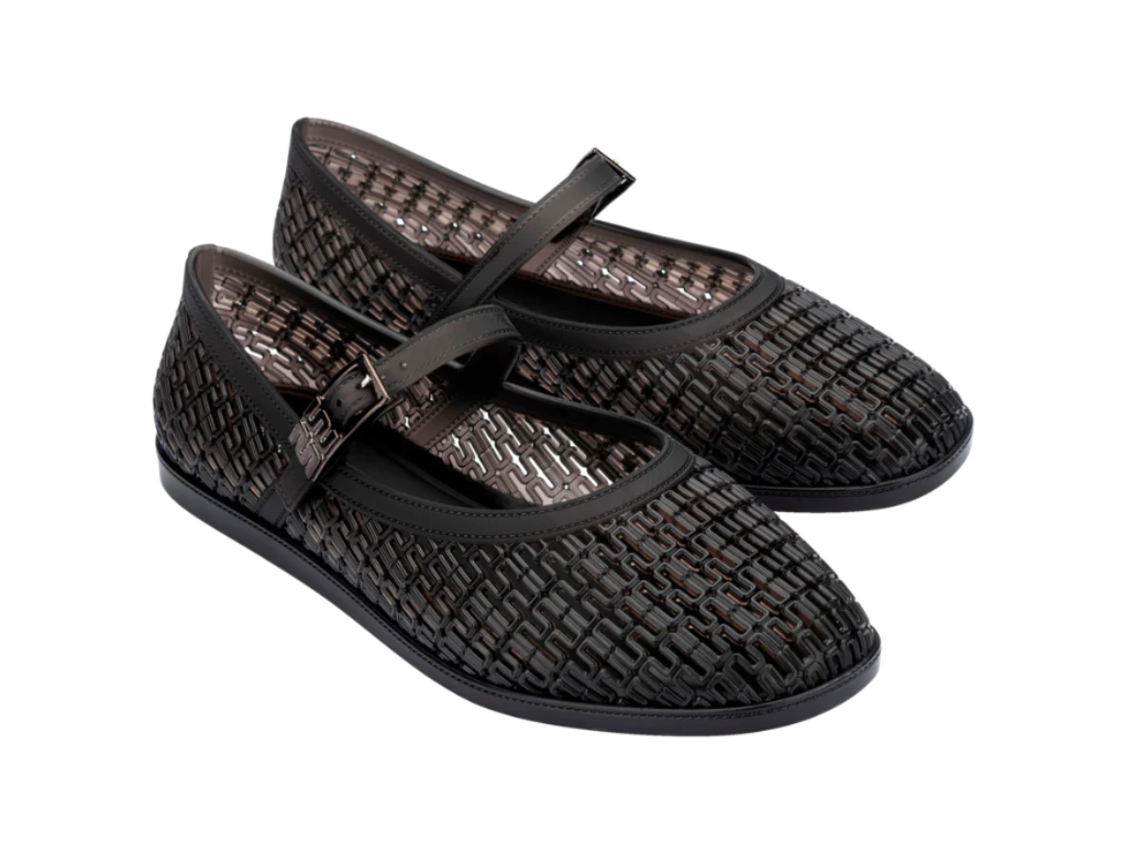 MELISSA HARPER AD – CLEAR BLACK