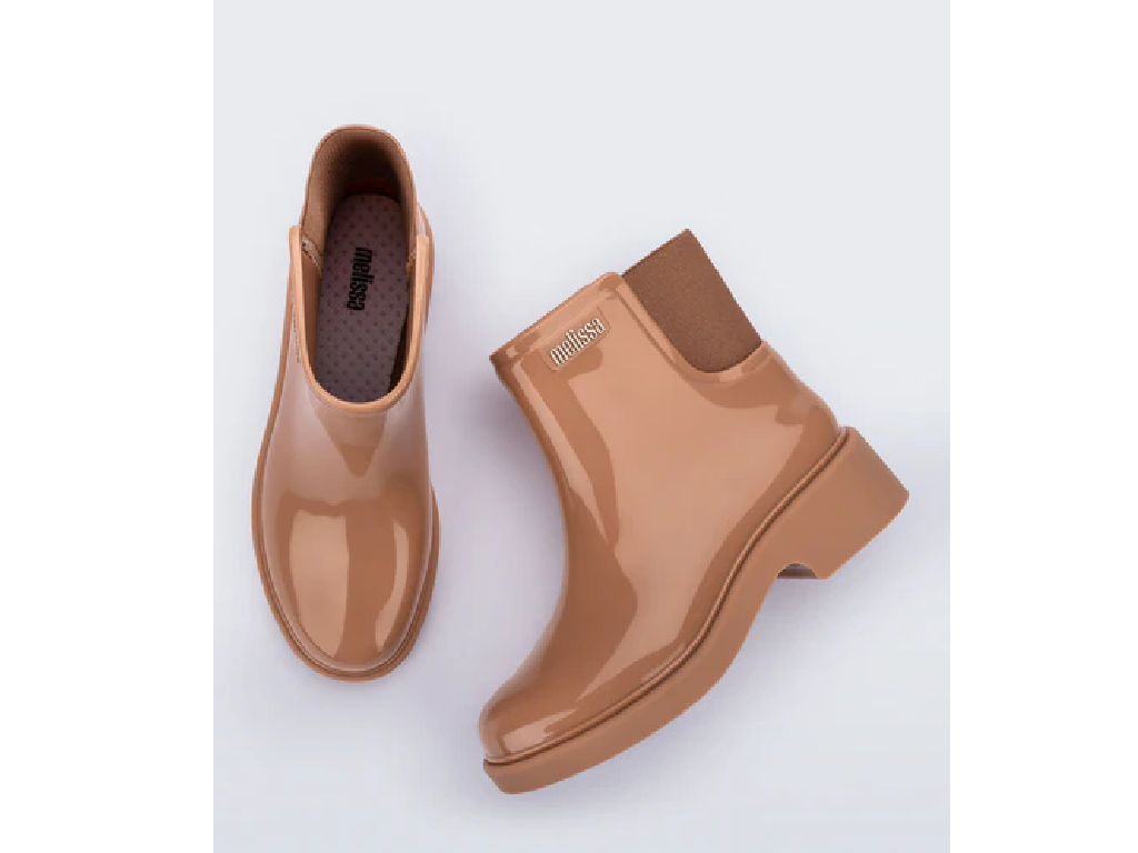 MELISSA CHELSEA BOOT AD –