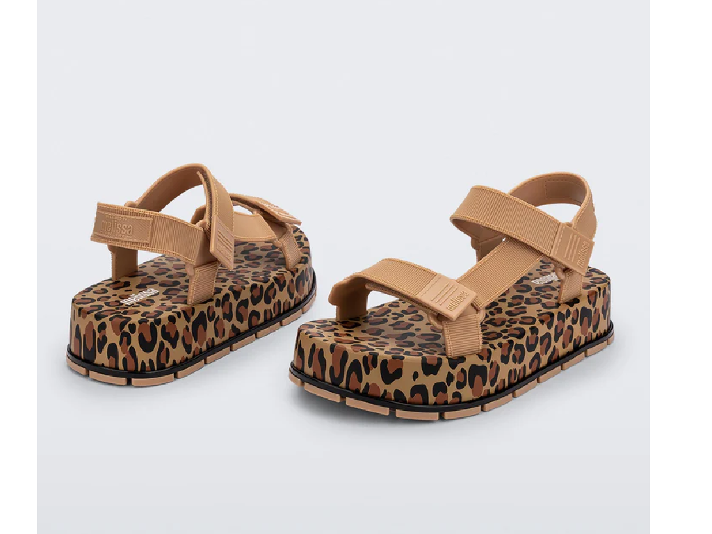MELISSA FLOWING PLATFORM AD –
