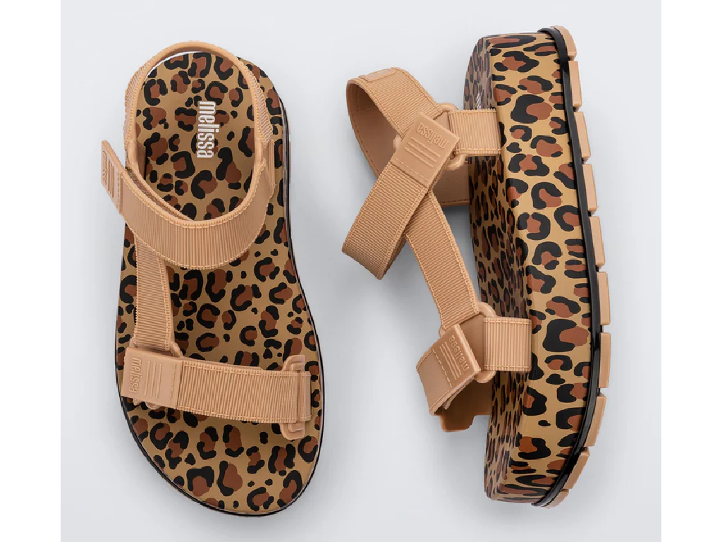 MELISSA FLOWING PLATFORM AD –