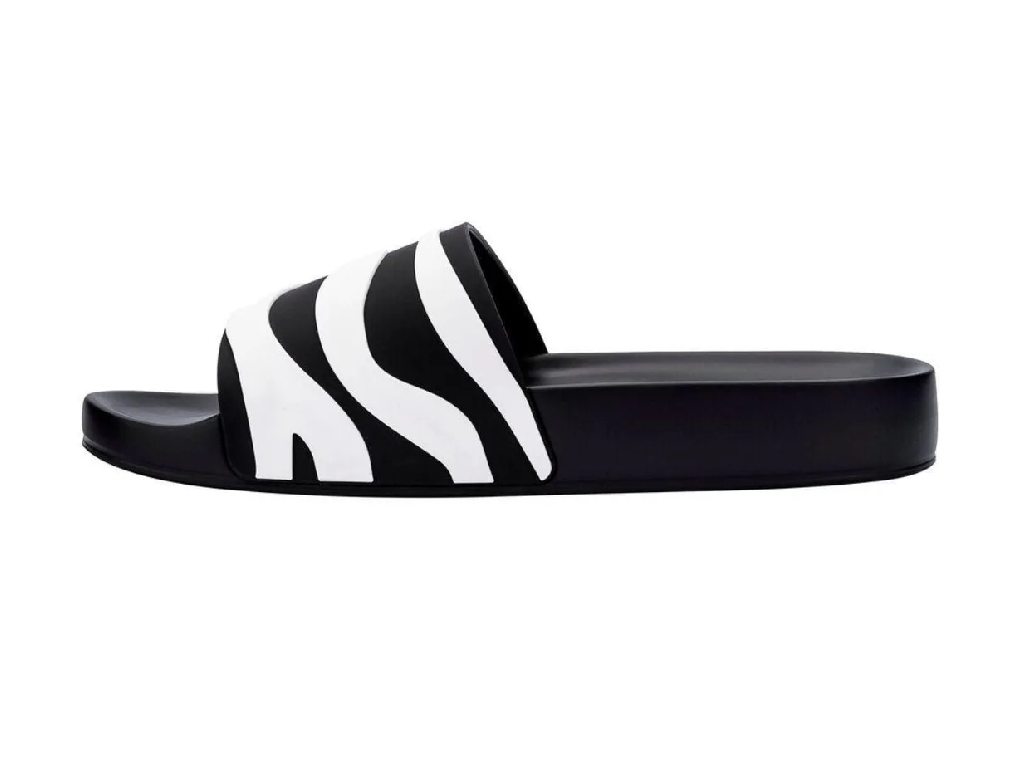 MELISSA ANIMAL PRINT SLIDE AD –