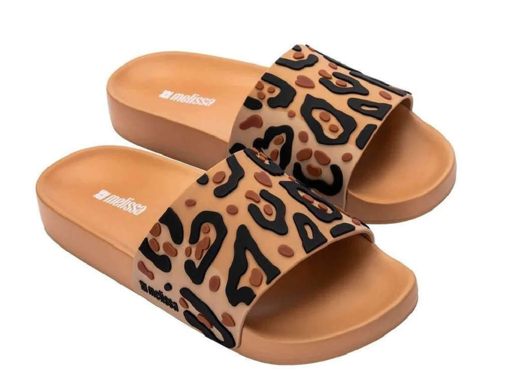MELISSA ANIMAL PRINT SLIDE AD – BEIGE/BLACK