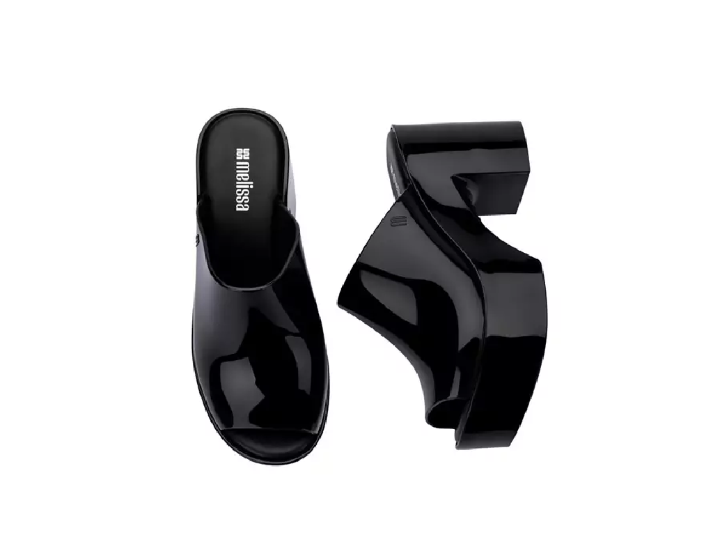 MELISSA MULE HYPE AD –