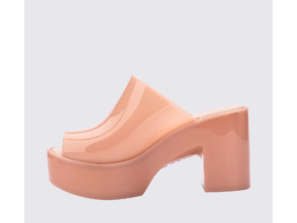MELISSA MULE HYPE AD –