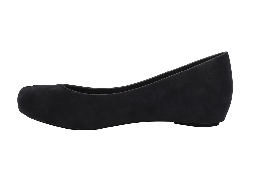 MELISSA ULTRAGIRL VELVET AD –