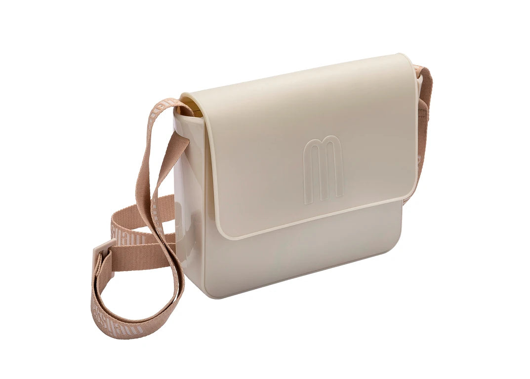 MELISSA CLOSE BAG – BEIGE