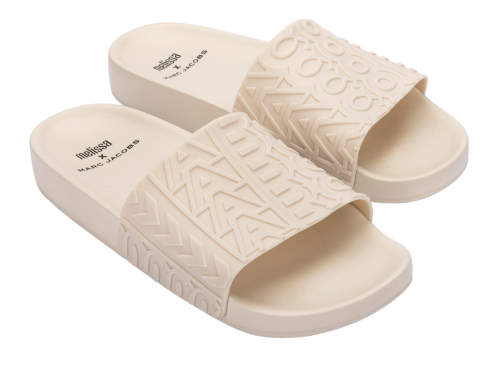MELISSA SLIDE + MARC JACOBS AD – BEGE