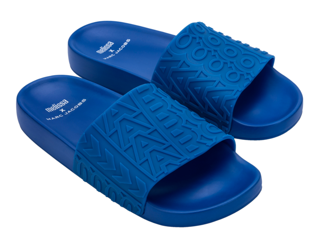 MELISSA SLIDE + MARC JACOBS AD – AZUL