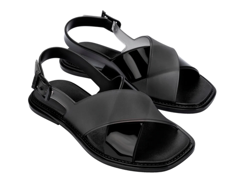 MELISSA CLEO SANDAL AD