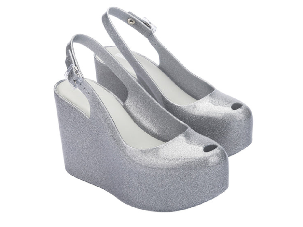 MELISSA GROOVY WEDGE AD – GLITTER CLEAR