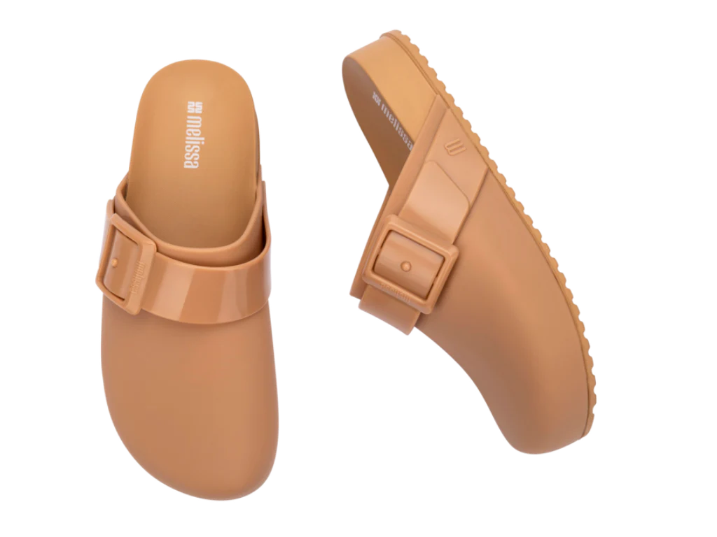 MELISSA COZY CLOG AD – 