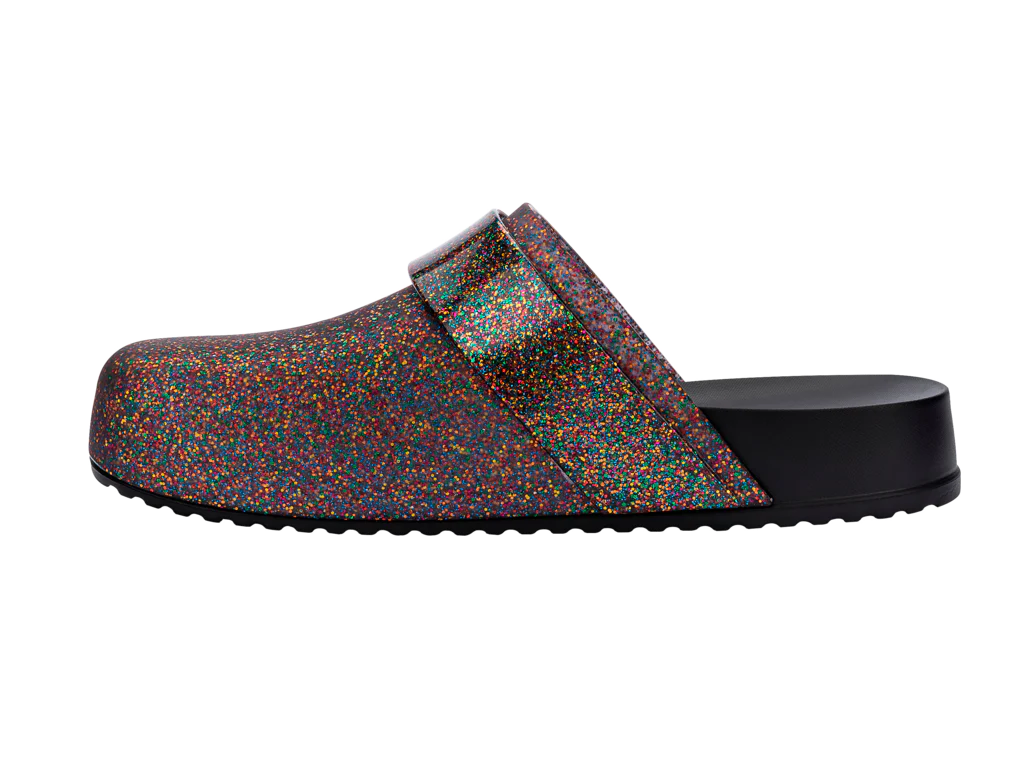 MELISSA COZY CLOG AD – 