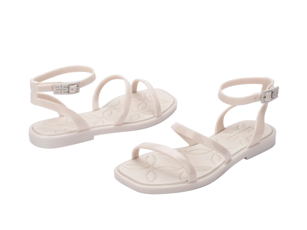 MELISSA HEAT SANDAL AD – 