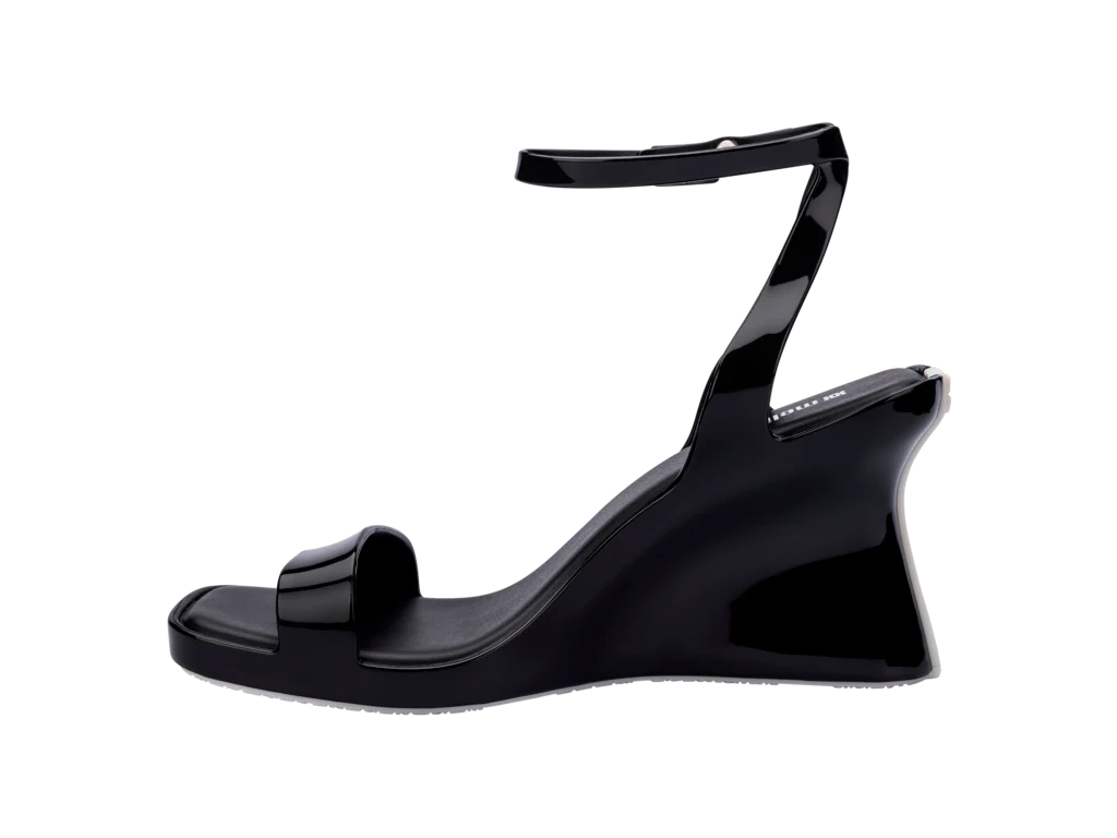 MELISSA CELINNA AD – 