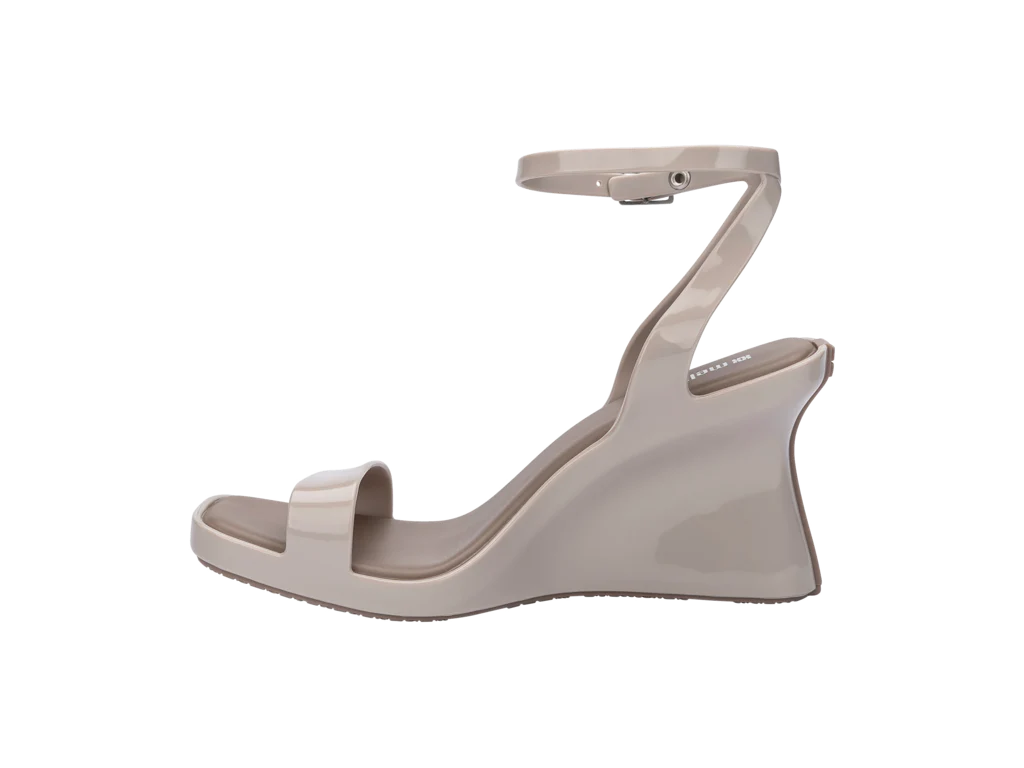 MELISSA CELINNA AD – 