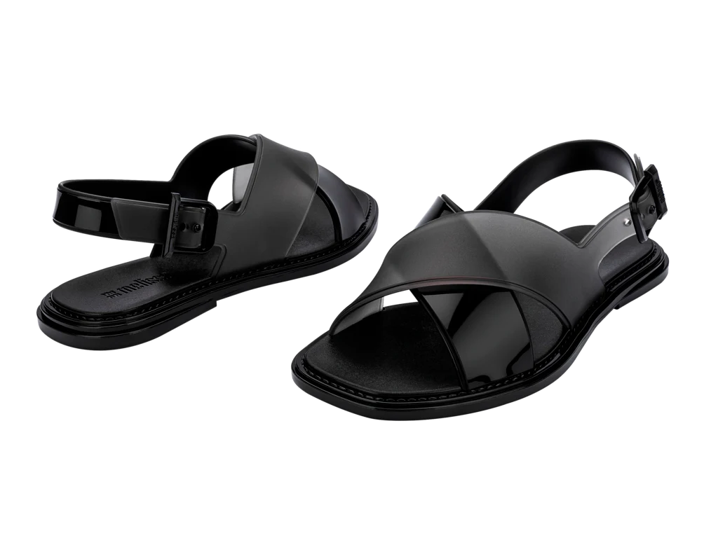 MELISSA CLEO SANDAL AD – 