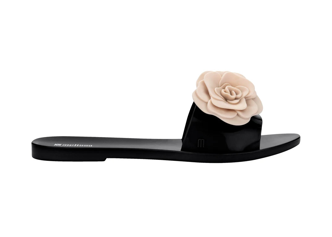 MELISSA BABE PETALS AD – 