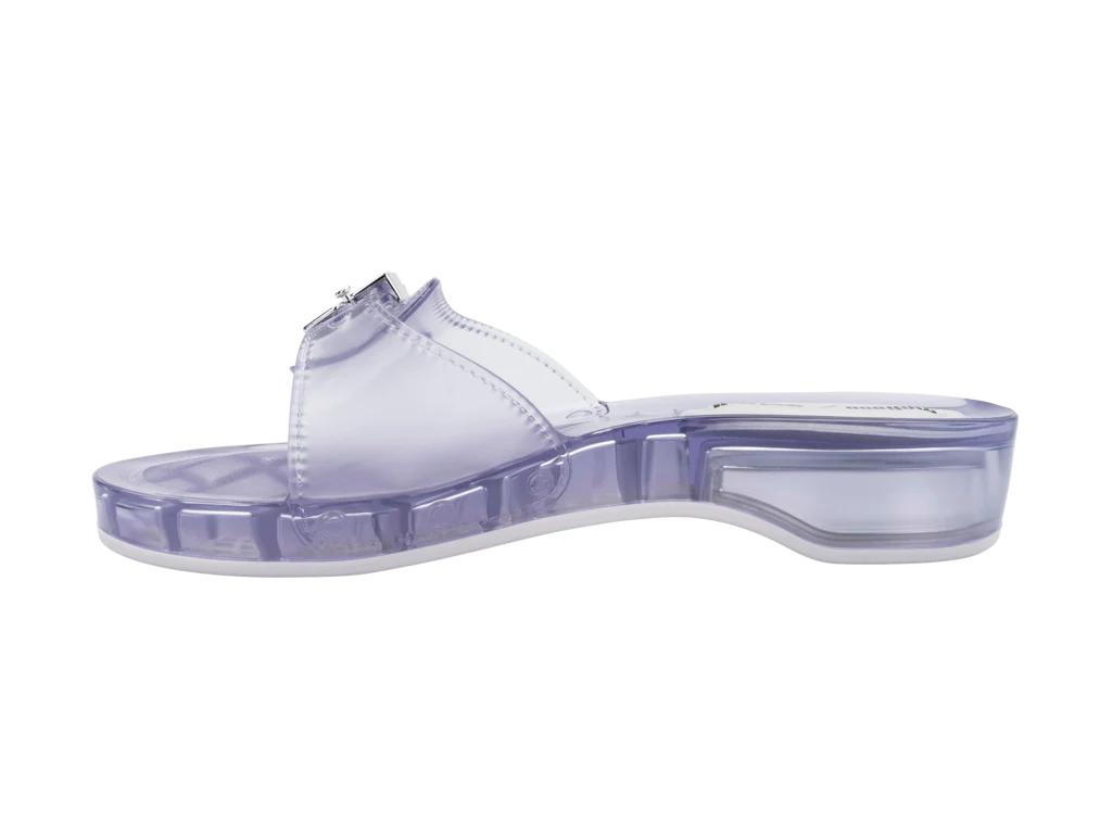 MELISSA PESCURA HEEL + SCHOLL AD – 