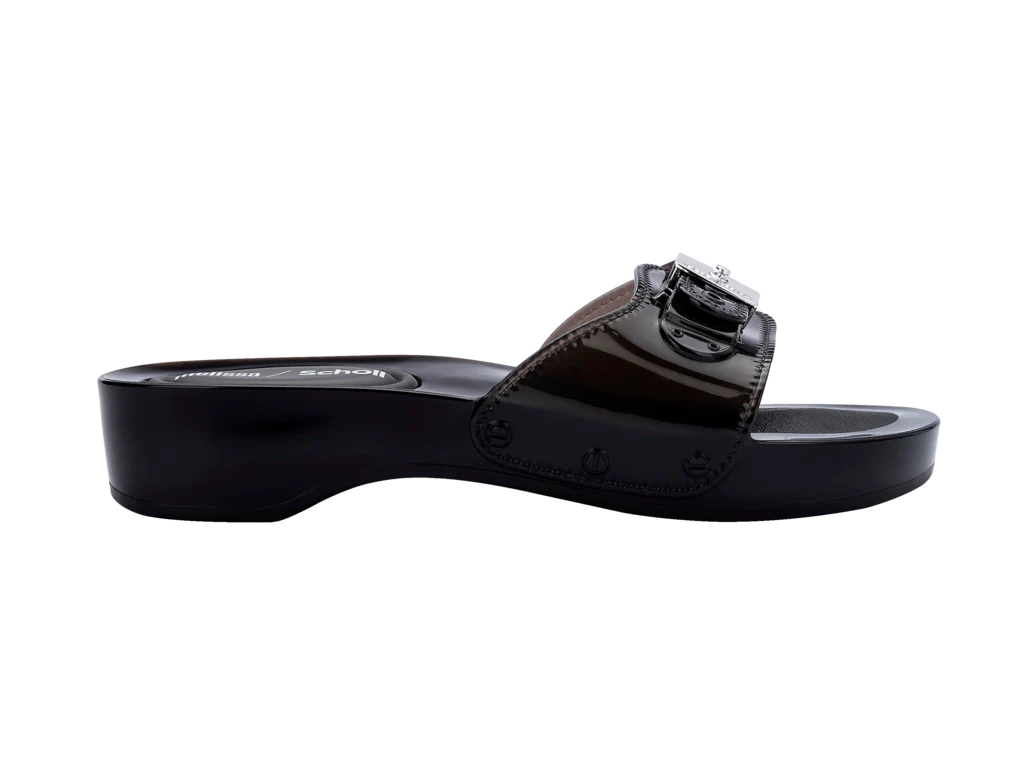 MELISSA PESCURA HEEL + SCHOLL AD – 