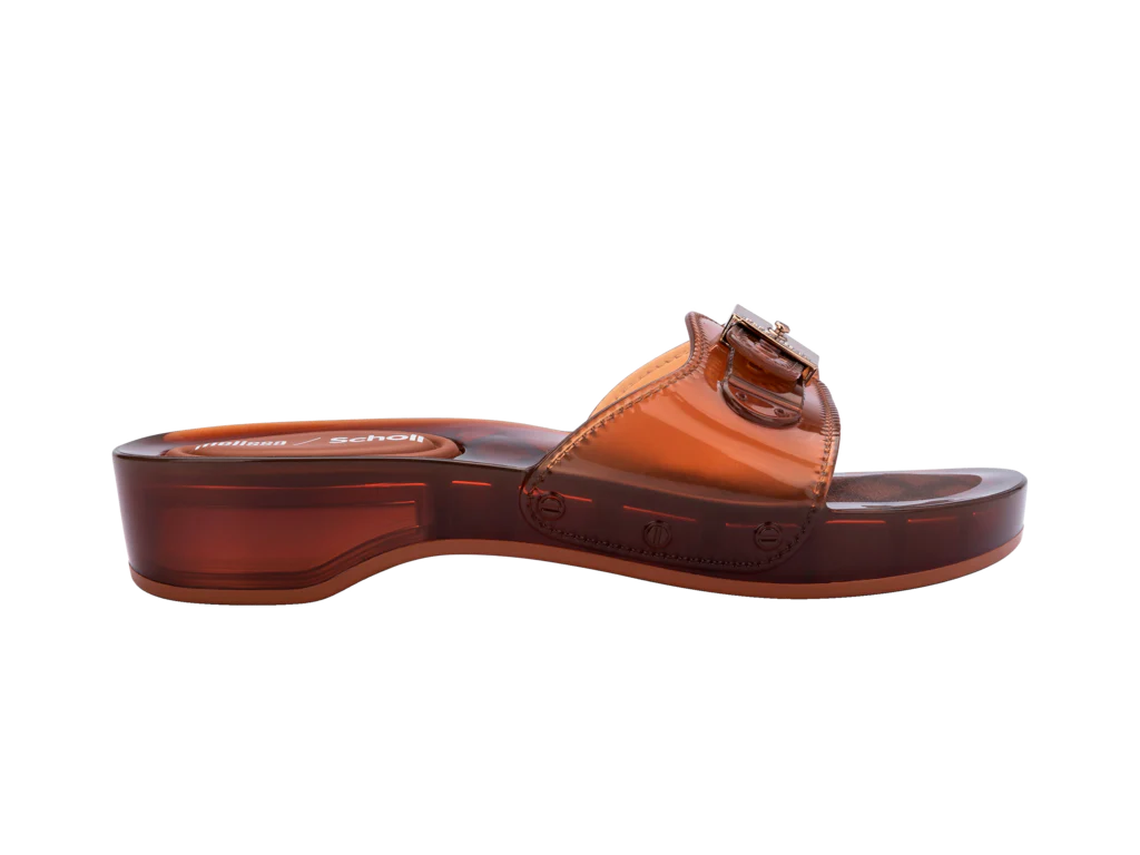 MELISSA PESCURA HEEL + SCHOLL AD – 