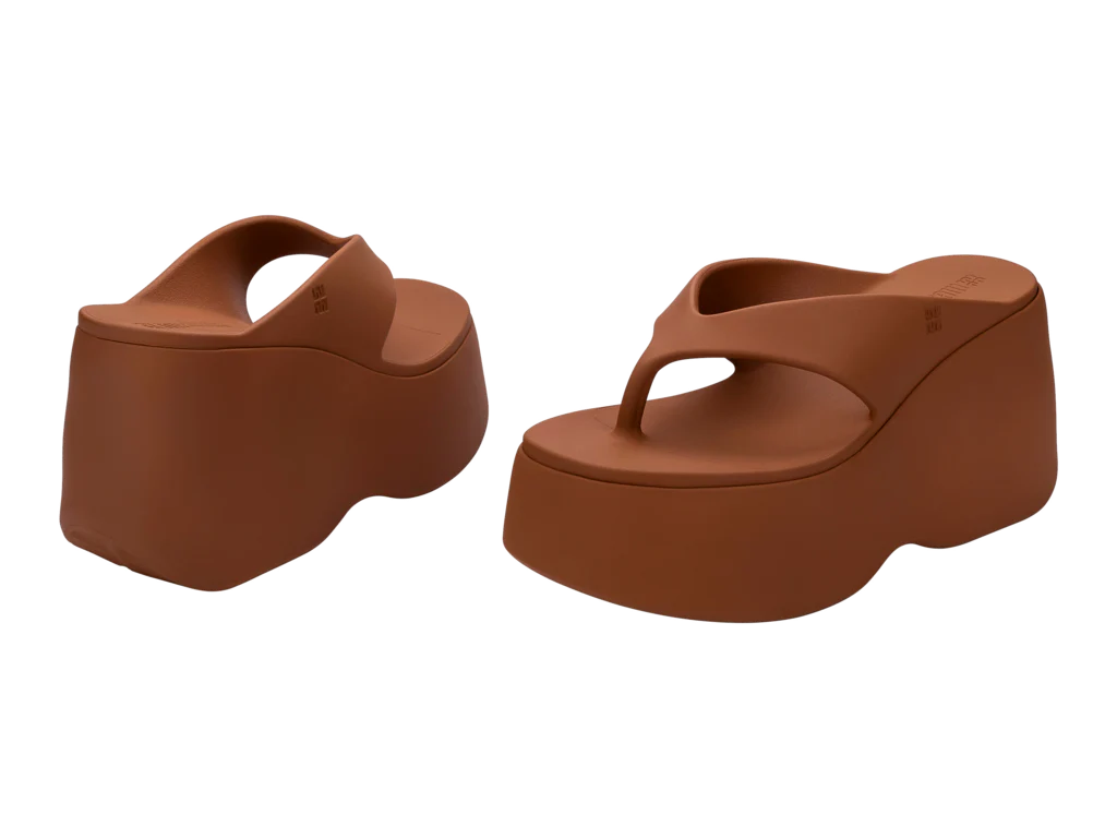 MELISSA FREE THONG WEDGE AD – 