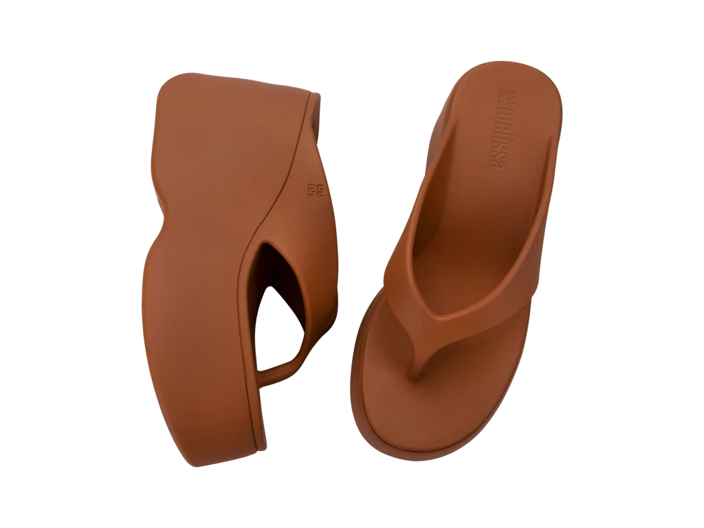 MELISSA FREE THONG WEDGE AD – 