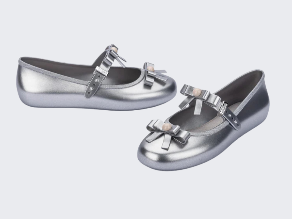 MELISSA SOFT BALLERINA BOW AD – 