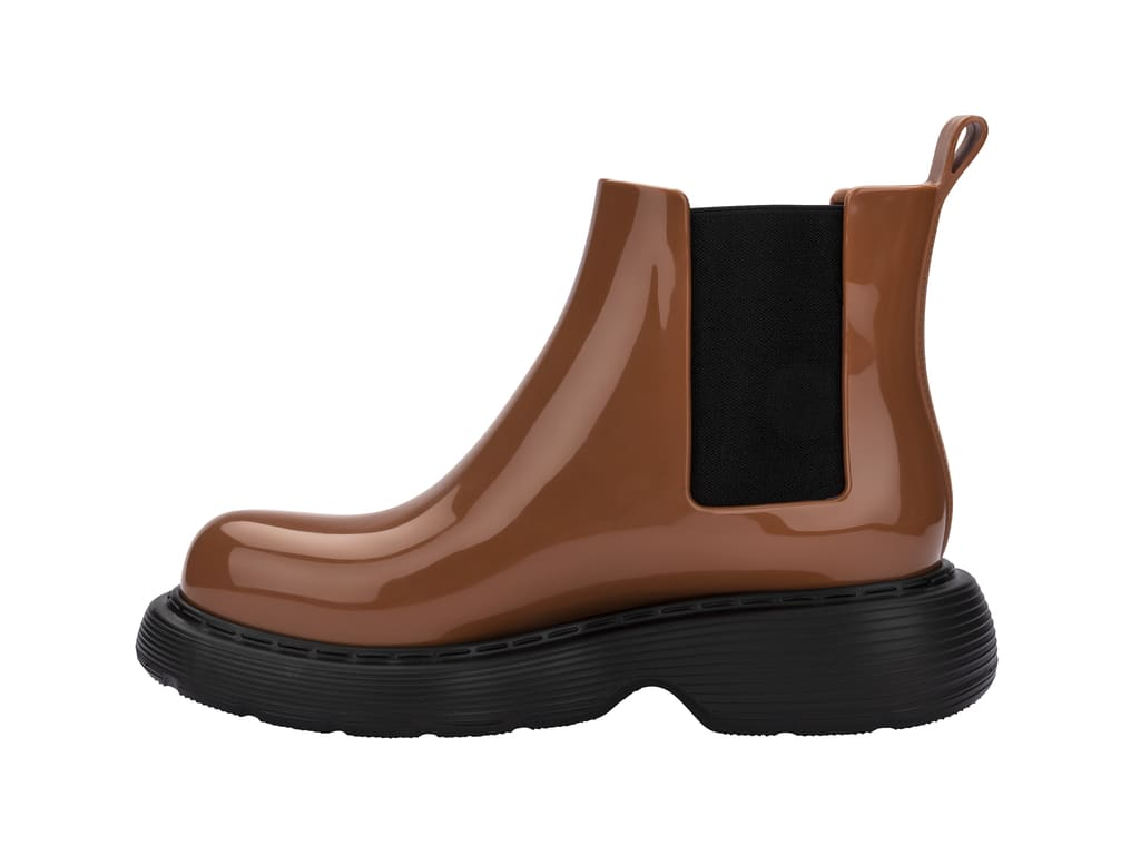 MELISSA STEP BOOT AD – 