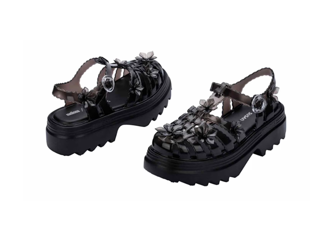 MELISSA POSSESSION PLATFORM SAKURA + SUSAN FANG AD – 