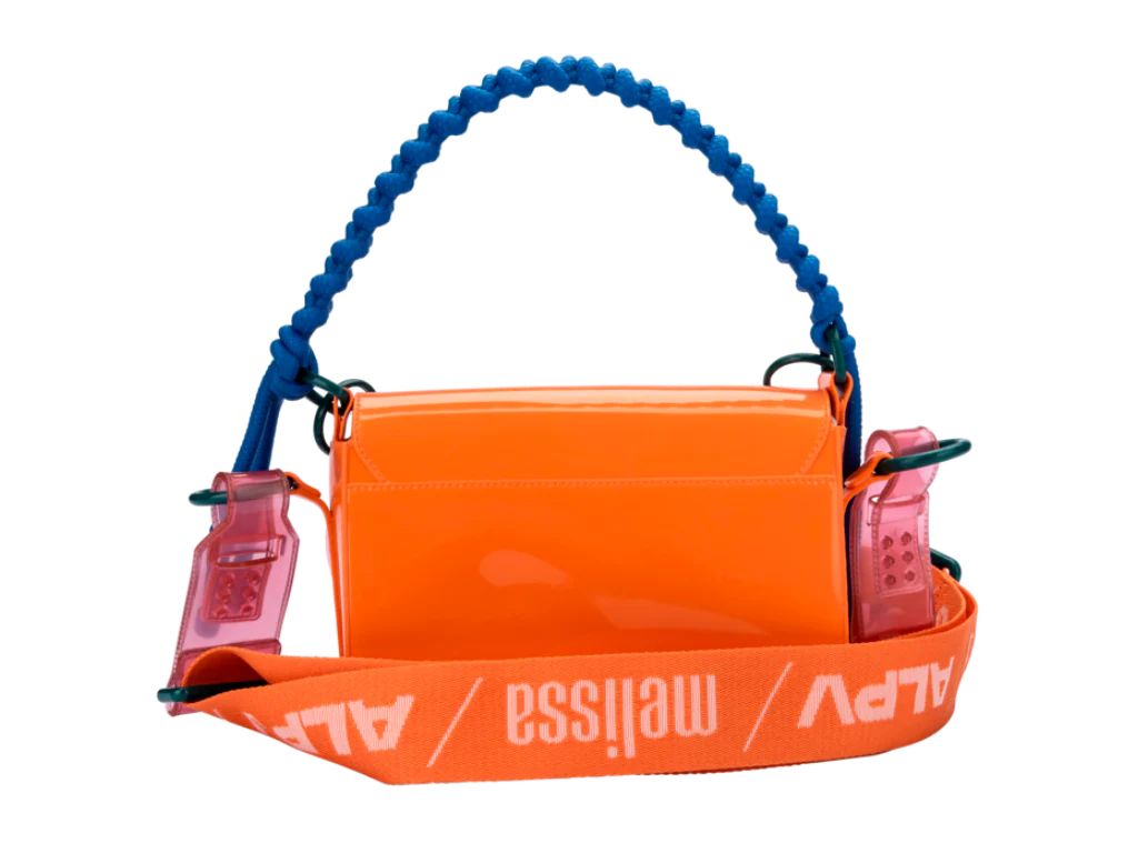 MELISSA OLGA BAG + ALEXANDRE PAVAO – 