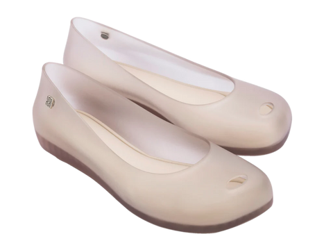 MELISSA ULTRAGIRL FUTURA AD