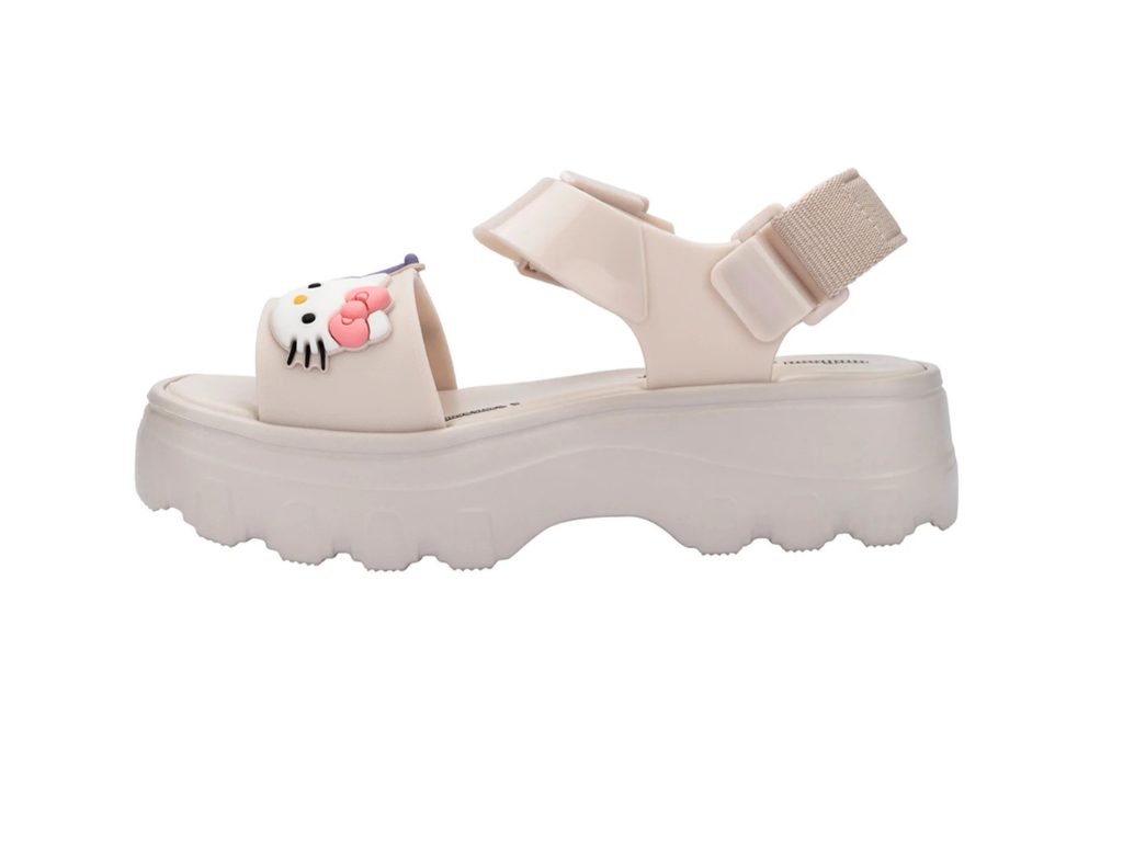 MELISSA KICK OFF SANDAL + HELLO KITTY AND FRIENDS AD – 