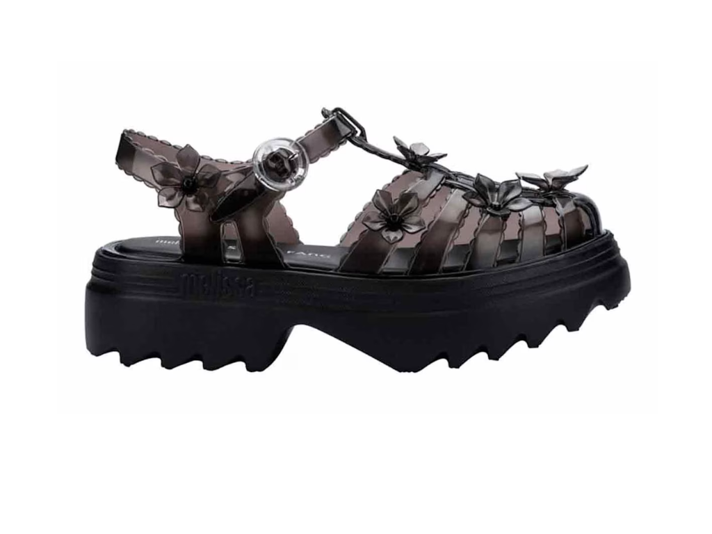 MELISSA POSSESSION PLATFORM SAKURA + SUSAN FANG AD – 