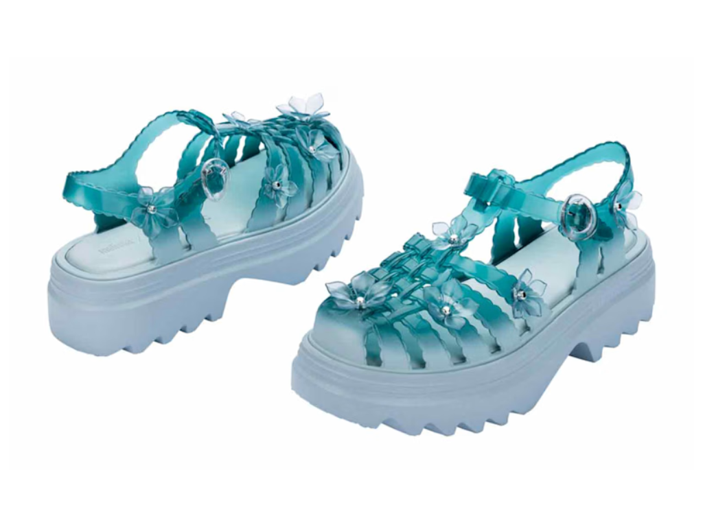 MELISSA POSSESSION PLATFORM SAKURA + SUSAN FANG AD – 