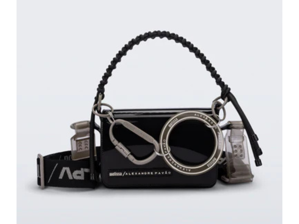 MELISSA OLGA BAG + ALEXANDRE PAVAO – 