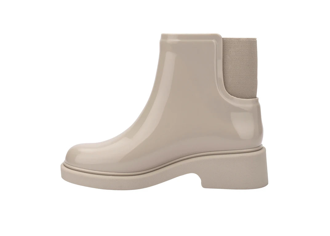 MELISSA CHELSEA BOOT AD – 