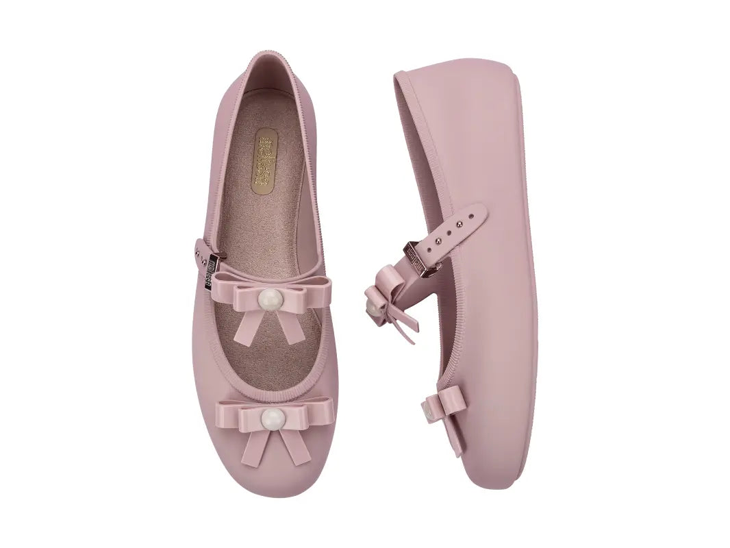 MELISSA SOFT BALLERINA BOW AD – 